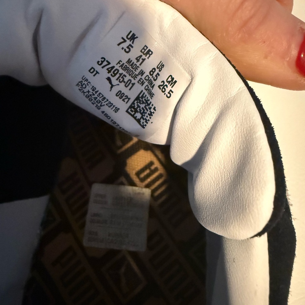 Puma Suede Black and White Sneakers - Picture 4 of 5